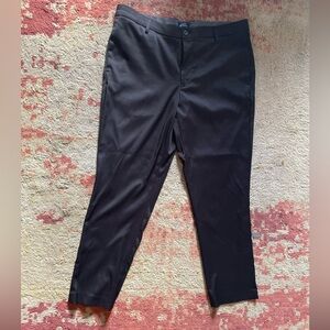 Men’s Ben Sherman Black dress pants.  34W x 30L.  Lightly used. Good condition